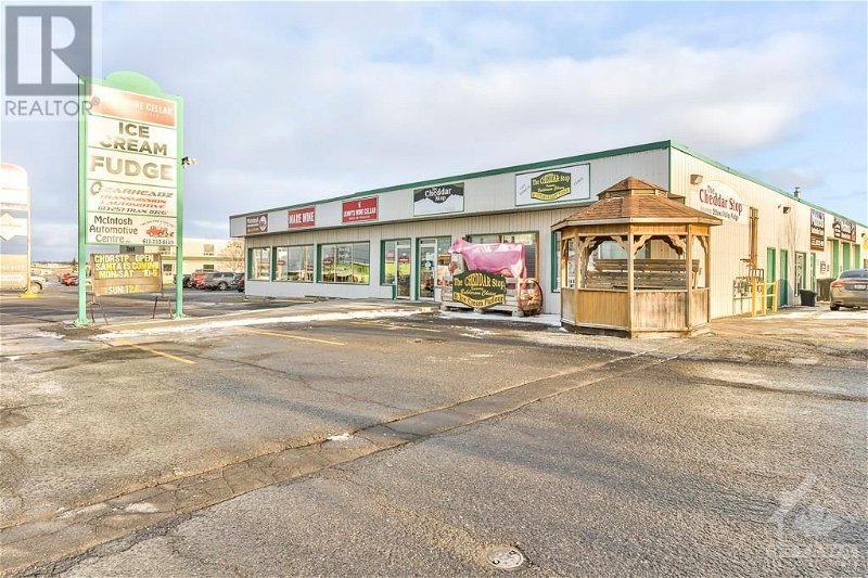 Image #1 of Business for Sale at 10471 Highway 7 Highway Unit#b, Carleton Place, Ontario