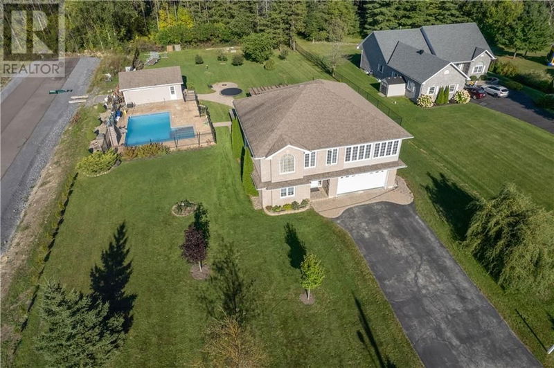 6547 SAPPHIRE Drive  South Glengarry, K6H7J1 | Image 20