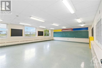 Commercial for Rent in New-brunswick