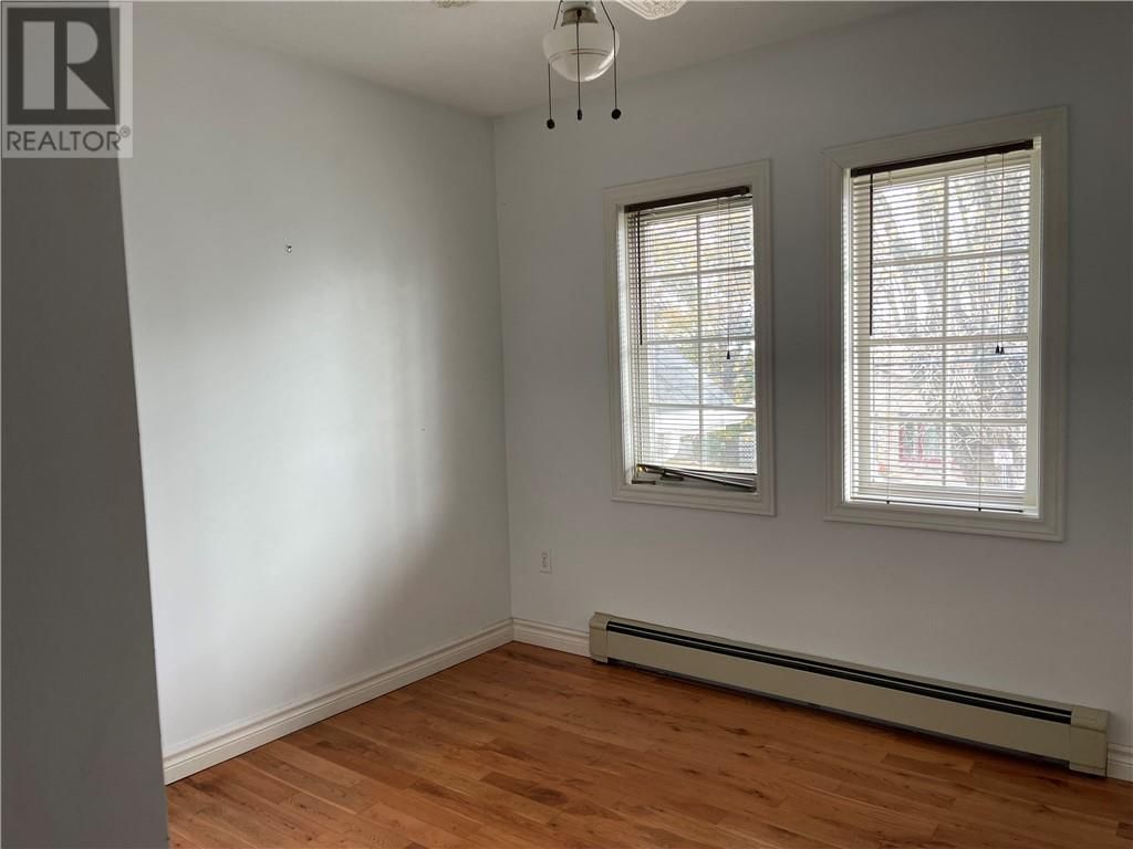 22 CHAFFEY STREET Image 19