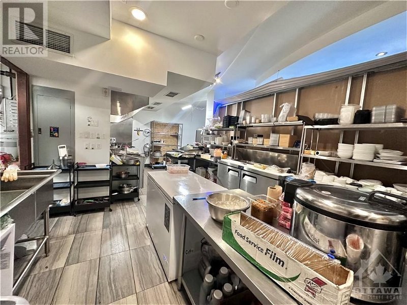 Image #1 of Restaurant for Sale at 251 Laurier Avenue W Unit#100, Ottawa, Ontario