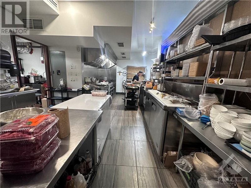 Image #1 of Restaurant for Sale at 251 Laurier Avenue W Unit#100, Ottawa, Ontario