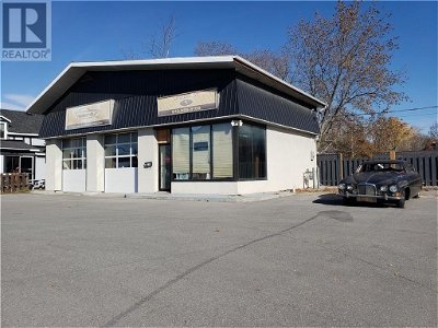 Image #1 of Commercial for Sale at 5 Union Street N, Smiths Falls, Ontario