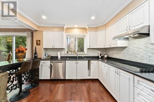 160 SAI Crescent  Ottawa, K1G5P2 | Image 9