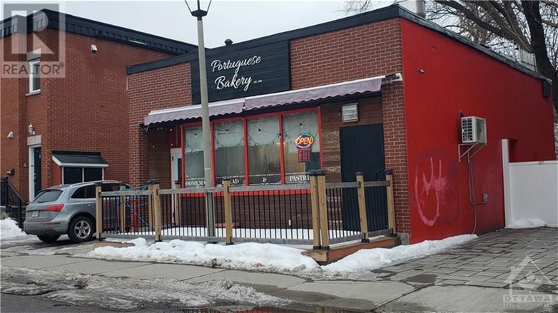 Image #1 of Restaurant for Sale at 48 Nelson Street, Ottawa, Ontario