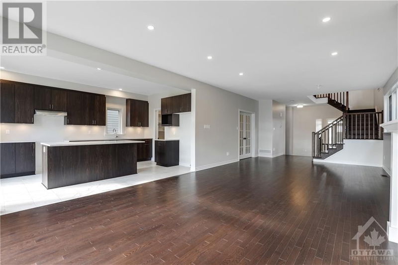 404 BARRETT FARM Drive  Ottawa, K1T0X7 | Image 14