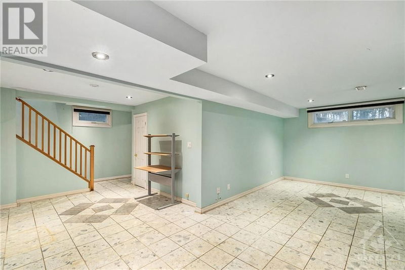 49 DELONG Drive  Ottawa, K1J7E4 | Image 17