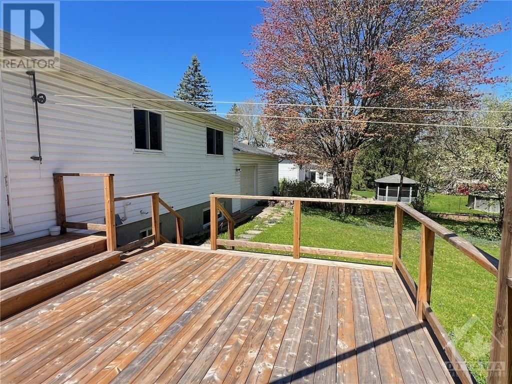 6535 RIDEAU VALLEY DRIVE N Image 30