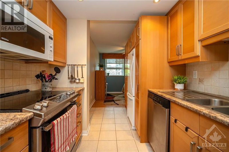  505 - 555 BRITTANY Drive  Ottawa, K1K4C5 | Image 5