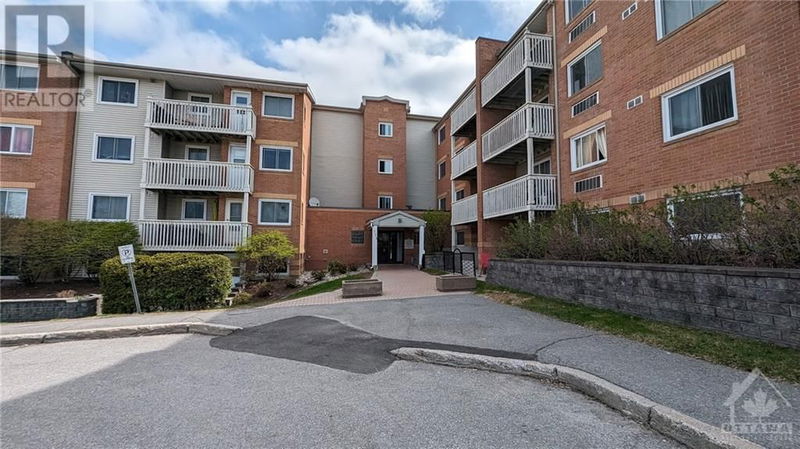  311 - 325 CENTRUM Boulevard  Orleans, K1E3W8 | Image 1