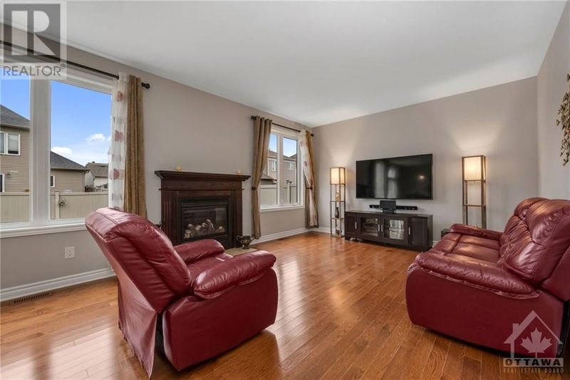 398 NESTLETON Street  Ottawa, K4A0W2 | Image 8