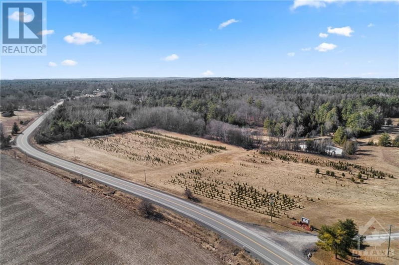 01 HIGHLAND Road  Arnprior, K0A3M0 | Image 12