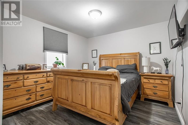 35 BENNETT Street  Pembroke, K8A7Z8 | Image 12