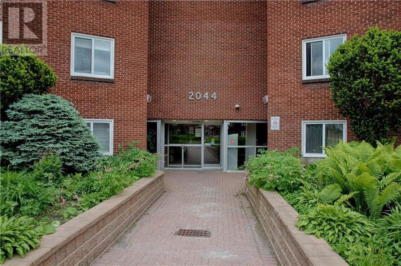  202C - 2044 ARROWSMITH Drive  Ottawa, K1J7V8 | Image 2