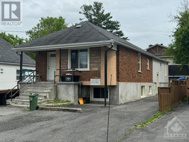 1250 DORCHESTER Avenue  Ottawa, K1Z8E6 | Image 1