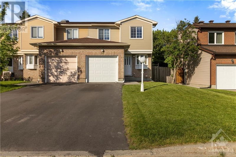 34 SHADETREE Crescent  Ottawa, K2E7R2 | Image 2