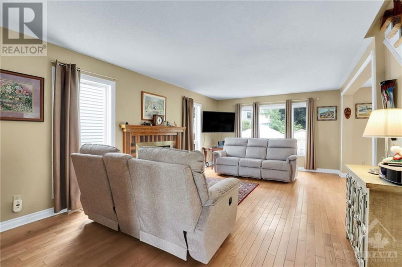 75 MERNER Avenue  Ottawa, K2J3X7 | Image 5