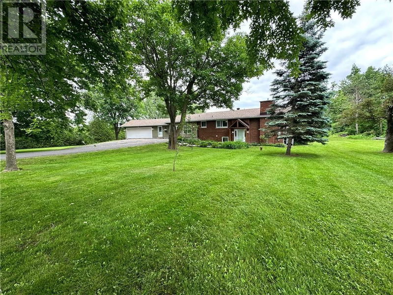 18252 COUNTY 19 Road  South Glengarry, K6K0A7 | Image 1