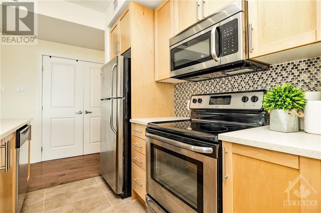 242 RIDEAU STREET UNIT#1809 Image 12