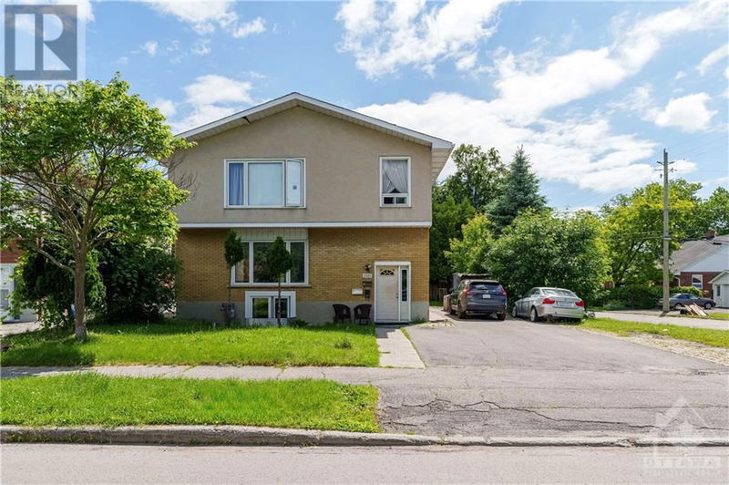 2445 CLEMENTINE Boulevard  Ottawa, K1V8E1 | Image 1