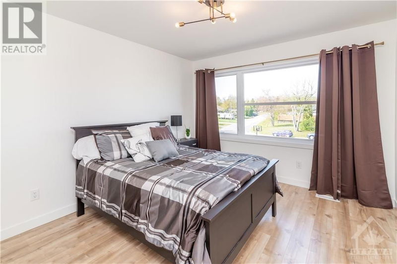 310 HAZEL Crescent  Limoges, K0A2M0 | Image 20