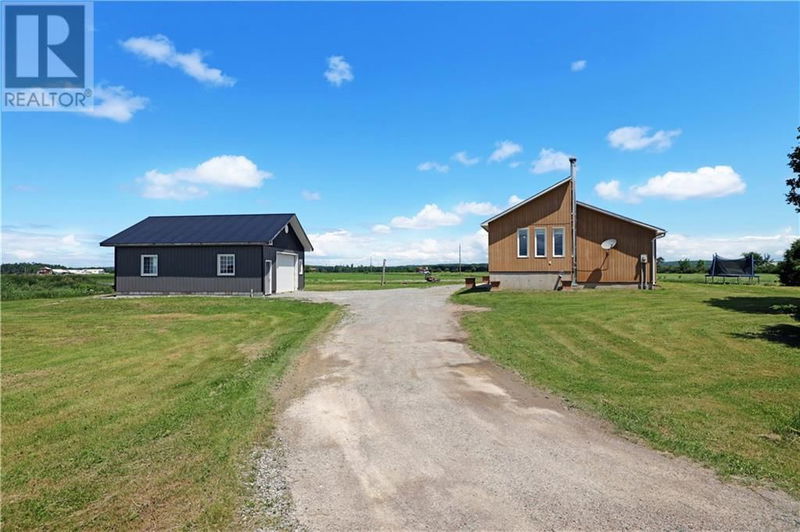 1280 SOUTH MCNAUGHTON Road  Renfrew, K7V3Z5 | Image 2