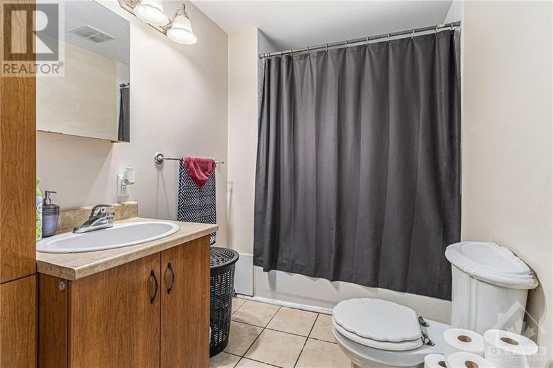 null HAMPDEN Street  Hawkesbury, K6A1Y6 | Image 24