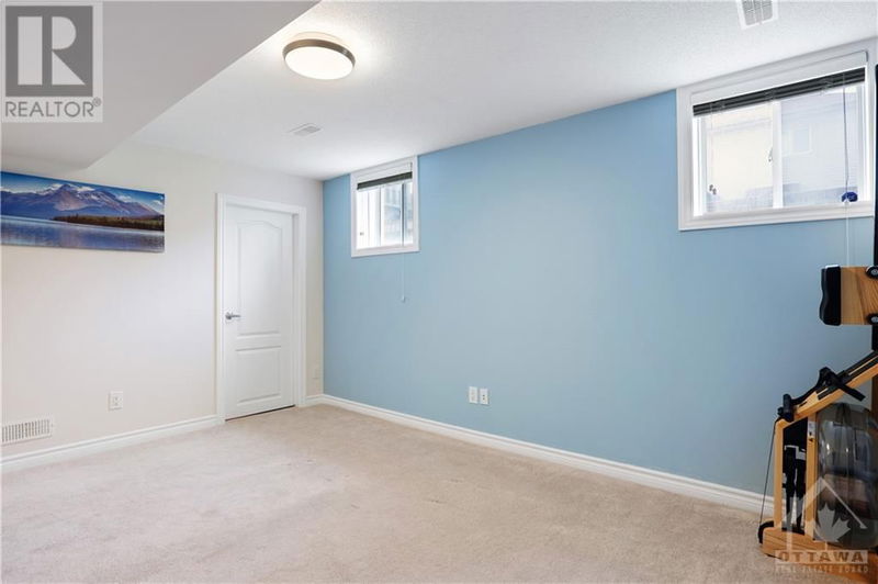 321 MEADOWBREEZE Drive  Ottawa, K2M3A6 | Image 24