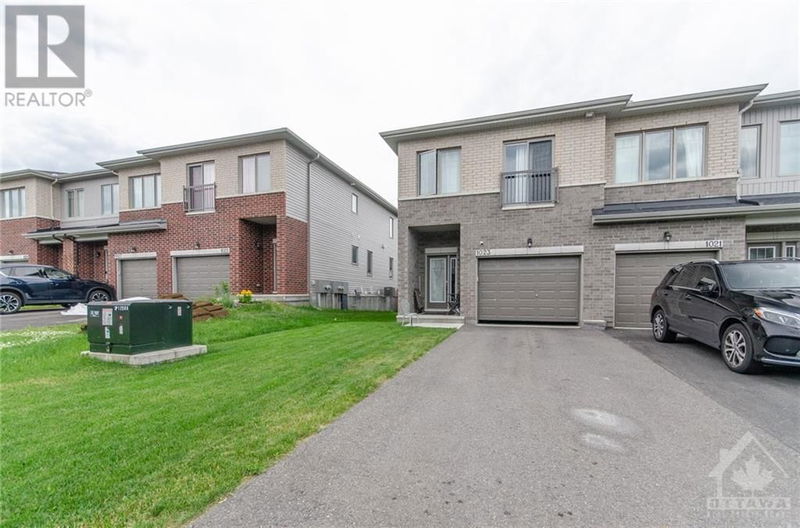 1023 CEDAR CREEK Drive  Ottawa, K1T0B3 | Image 2