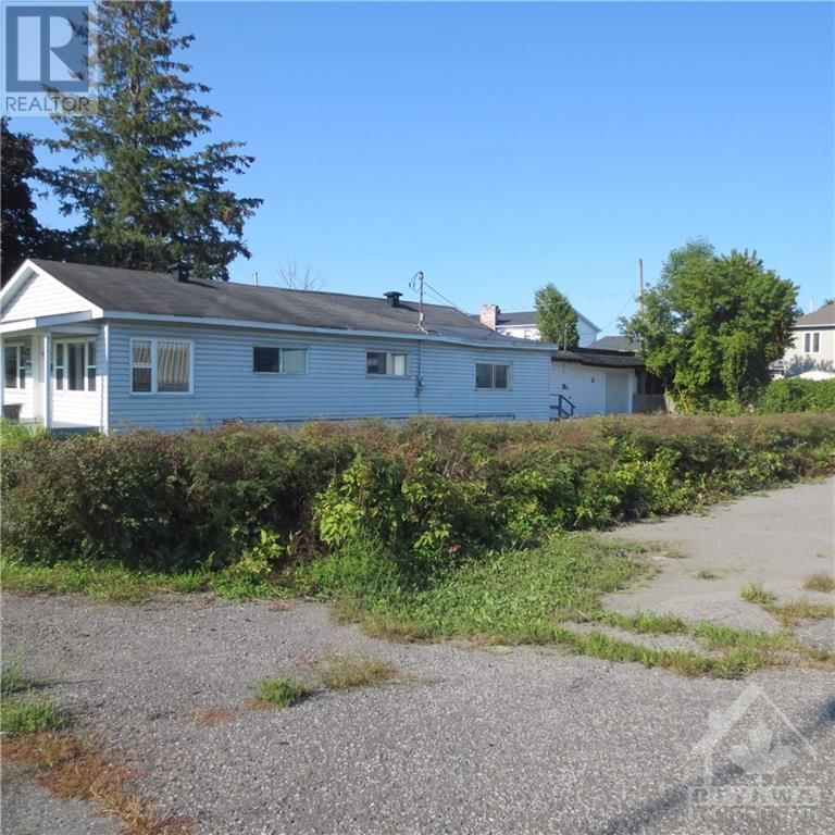 290 TUPPER Street  Hawkesbury, K6A3T6 | Image 25