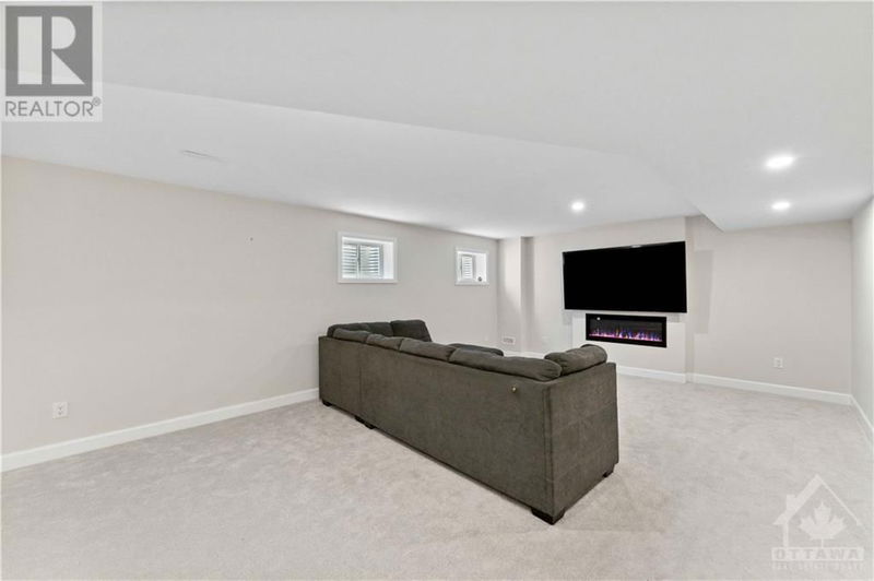 820 MERCIER Crescent  Ottawa, K1W1E6 | Image 22