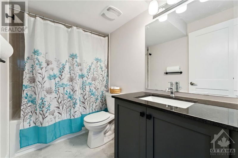 820 MERCIER Crescent  Ottawa, K1W1E6 | Image 25