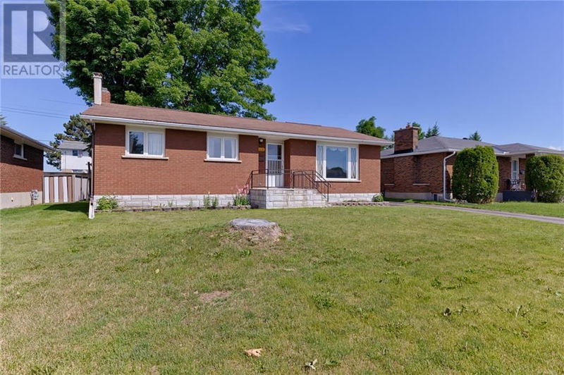 246 BASSWOOD Avenue  Renfrew, K7V3Z7 | Image 4