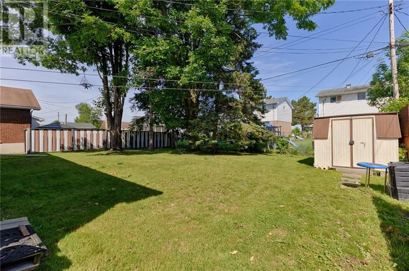 246 BASSWOOD Avenue  Renfrew, K7V3Z7 | Image 9