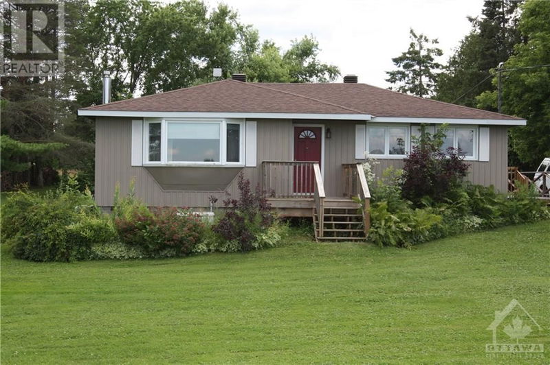 5774 MCCORDICK Road  North Gower, K0A2Z0 | Image 1