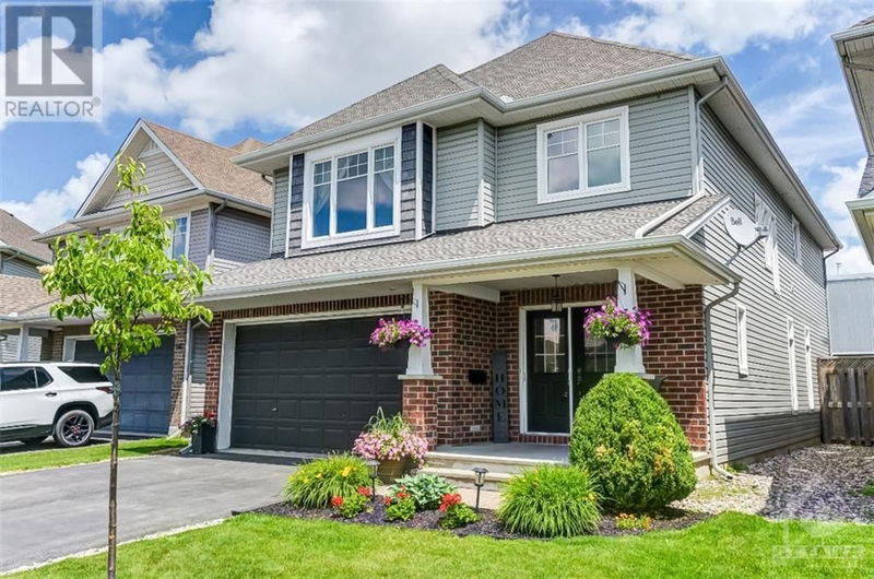 138 MONTARGIS Circle  Ottawa, K4A0M5 | Image 2