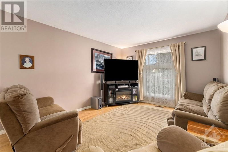 39 RICKEY Place  Kanata, K2L2E2 | Image 11