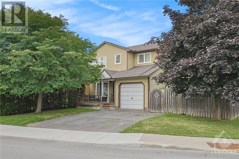 39 RICKEY Place  Kanata, K2L2E2 | Image 2