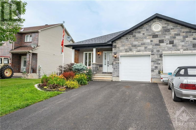 15 GAREAU Crescent  St Isidore, K0C2B0 | Image 2