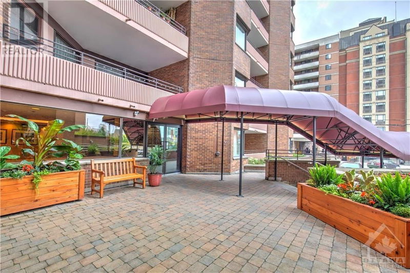  1403 - 151 BAY Street  Ottawa, K1R7T2 | Image 2