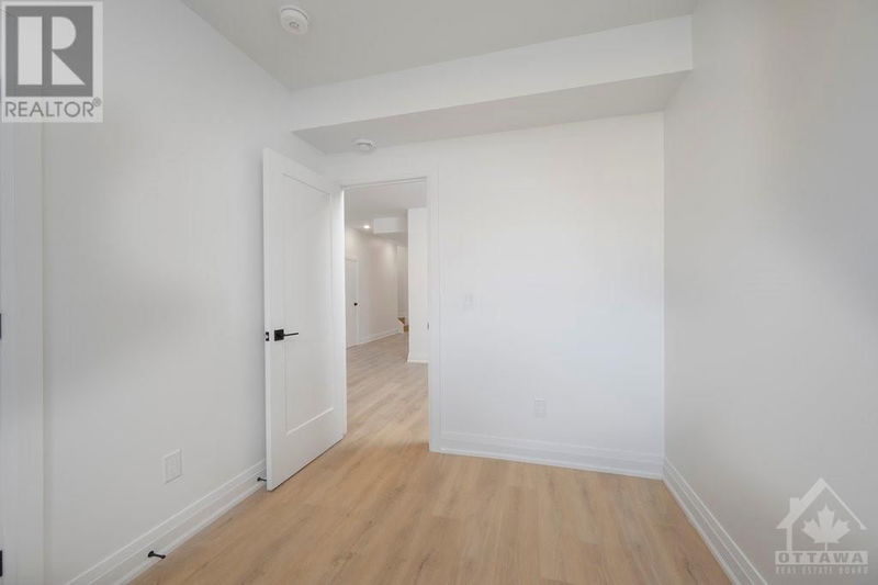  A - 75 GRANTON Avenue  Ottawa, K2G1W9 | Image 21