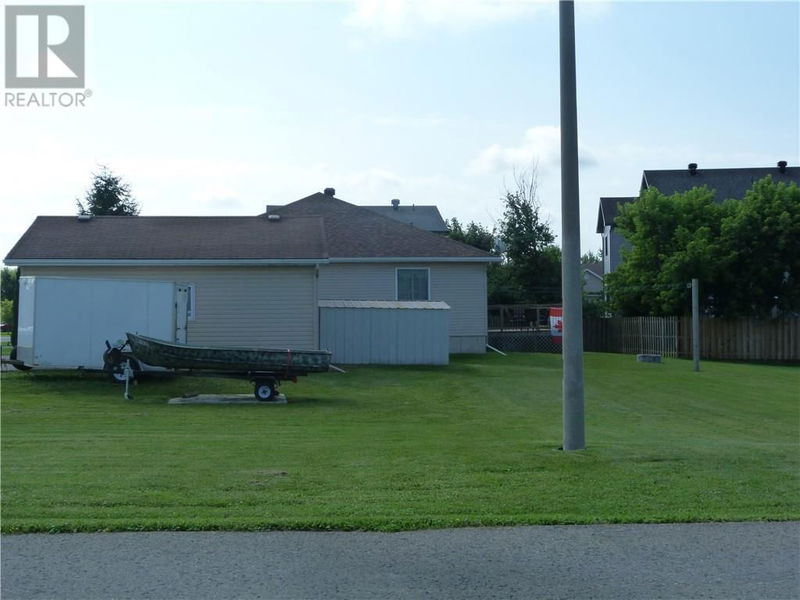 44 LORI Lane  Chesterville, K0C1H0 | Image 2