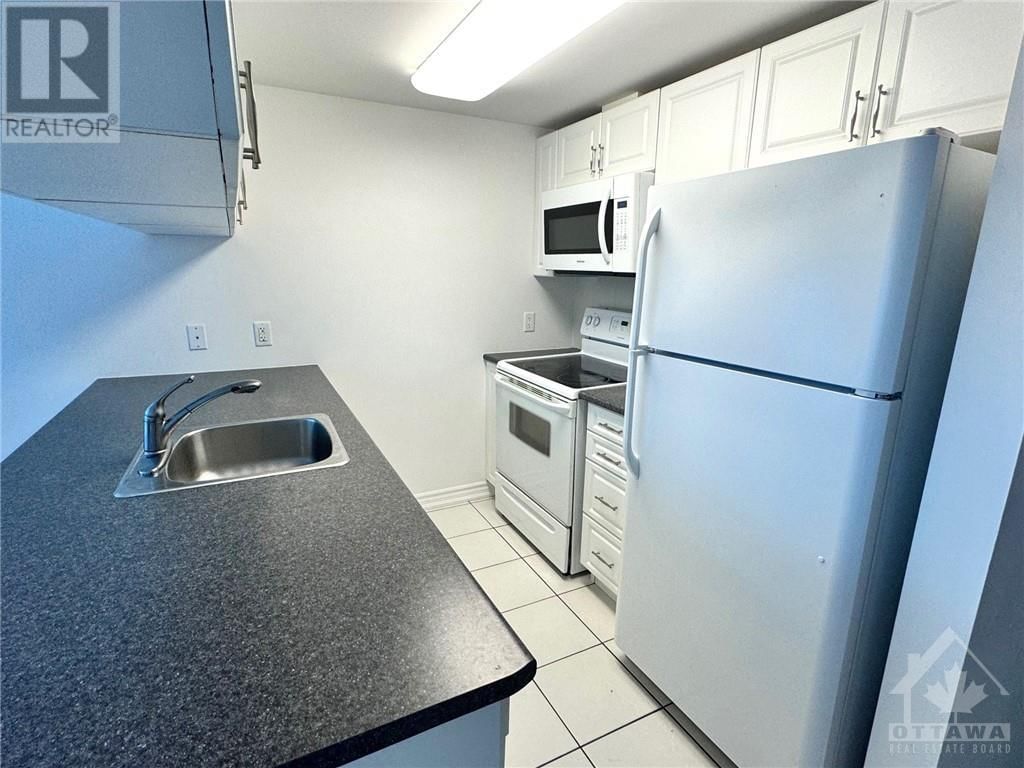 234 RIDEAU STREET UNIT#1004 Image 11