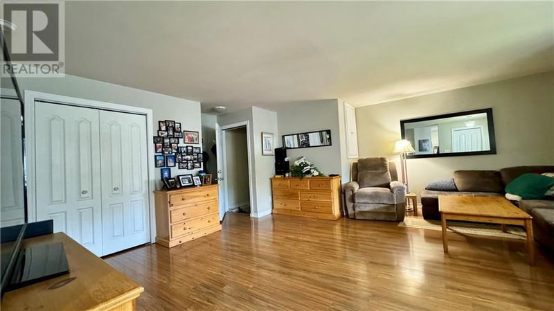 460 MAPLE Avenue  Pembroke, K8A1M7 | Image 5