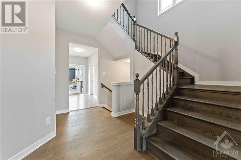 667 FENWICK Way  Ottawa, K2C3H2 | Image 3