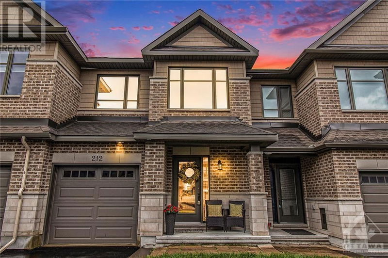 212 PURCHASE Crescent  Stittsville, K2S2L8 | Image 2