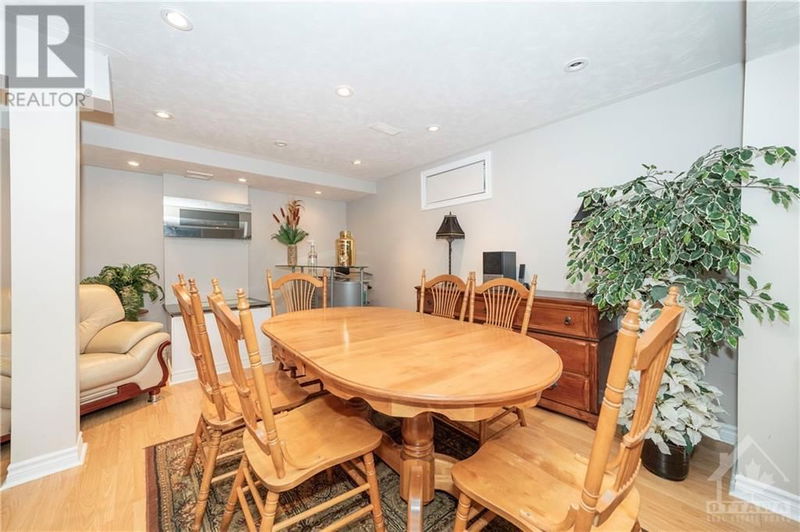 32 ELLISSON Way  Ottawa, K1G4P6 | Image 17