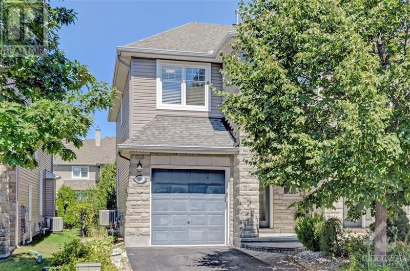 204 ESPIN Heights  Ottawa, K2J0Y7 | Image 1