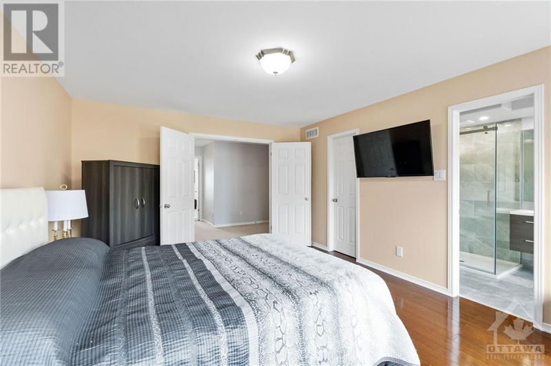 235 PARKROSE Private  Ottawa, K4A0N8 | Image 11