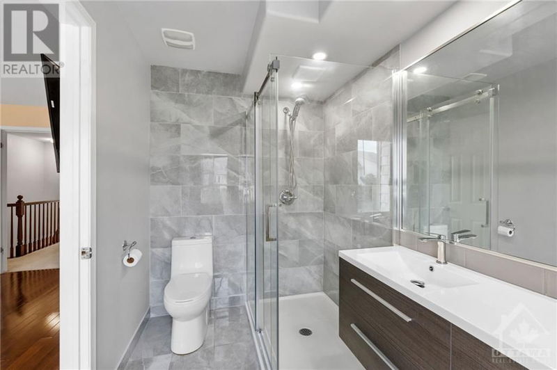 235 PARKROSE Private  Ottawa, K4A0N8 | Image 13